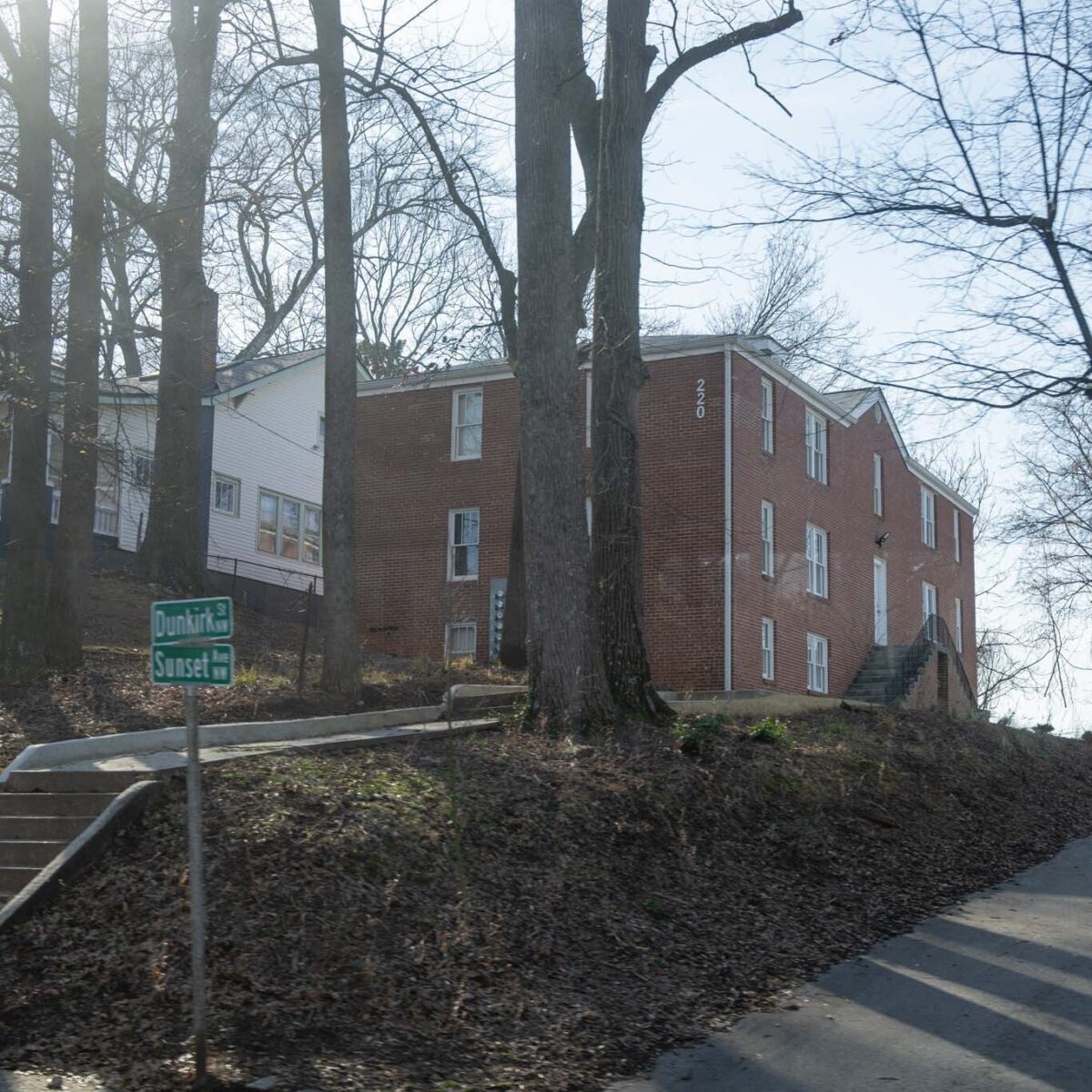 Exterior of an apartment building in Atlanta
